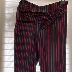 Cute pants Size medium